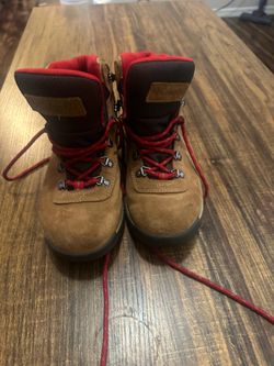 Columbia hiking waterproof boots brown women’s 8.5