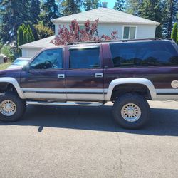 1996 GMC Suburban 2500 SLT