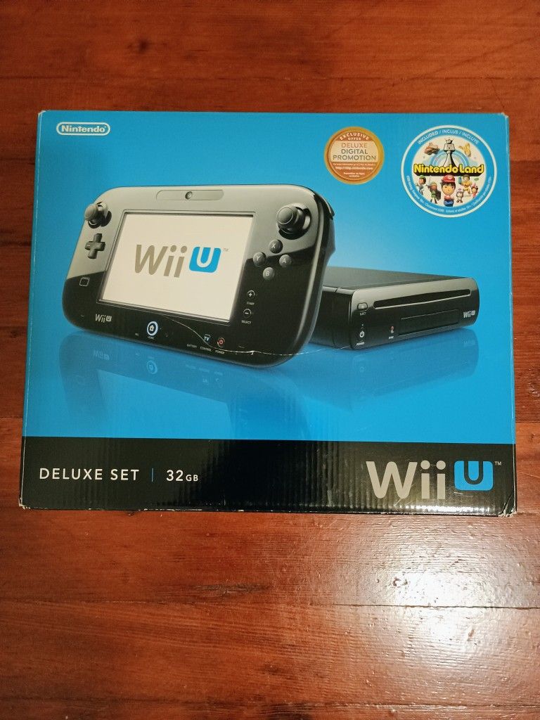 Nintendo Wii U Console wo/ Nintendoland, w/ Three Controllers  & One Game (Used)