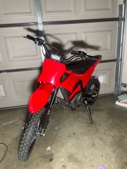 Electric dirt bike