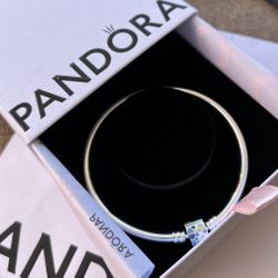 Pandora Sparkling Barrel Clasp Bangle/ Stirling Silver/ 7.5in Bangle/ 6.7-7.1in Wrist