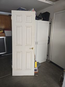 Interior hollow door