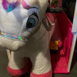 6V Dynacraft Stable Buddies, Battery Powered Ride-on