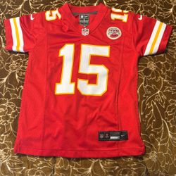 Youth Size Small Mahomes Jersey 