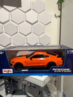 Maisto 1:18 2020 GT500 diecast