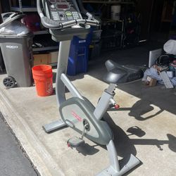 Star Trac Exercise Bike - In Excellent Shape - Make Me An Offer !!