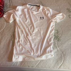 under armor compression shirt