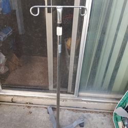 Dual ivy bag holder ideal for home price