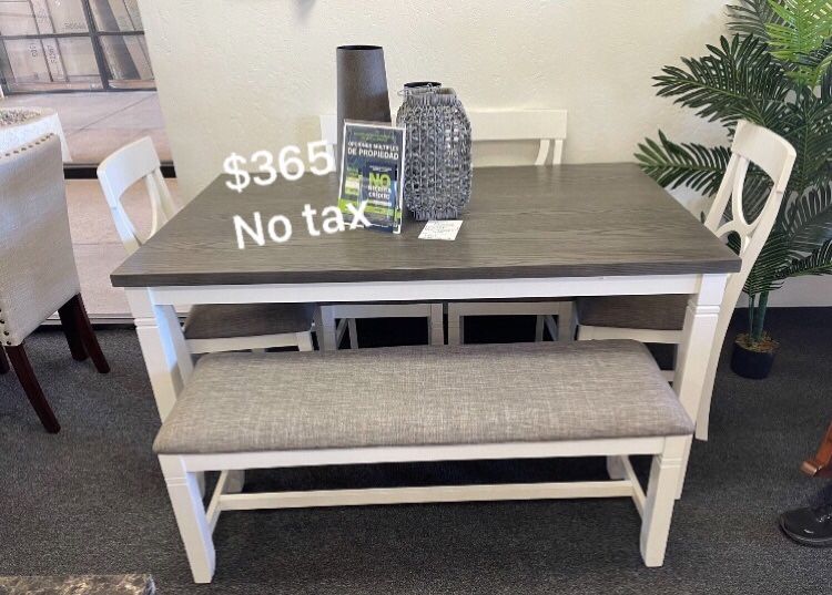 Beautiful! 6 Pc Dining Table Set With Bench