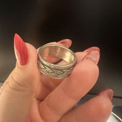 Men’s Ring 