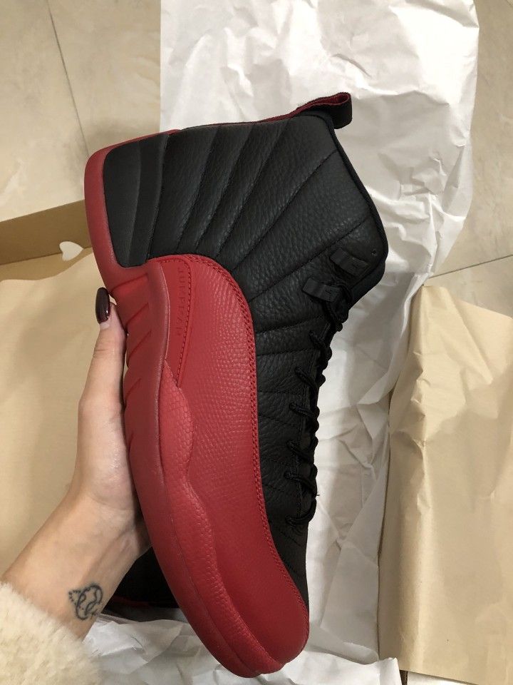 AIR JORDAN 12S Flu Game