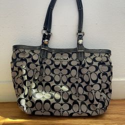 Coach Handbag/ Purse