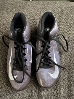 Nike cleats size 7.5 men’s