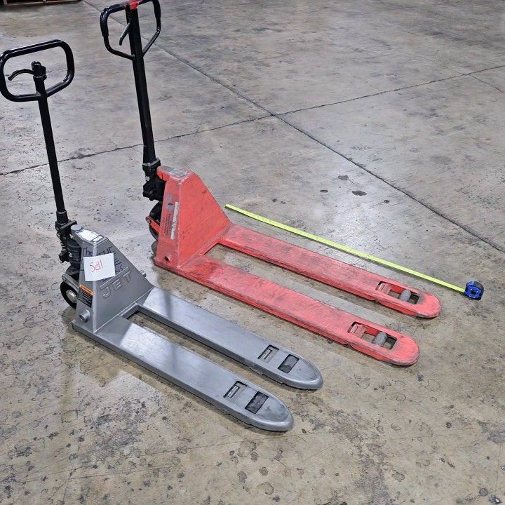 4,000 lbs/ 5,000 lbs Pallet Jack