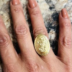 18k Yellow Gold Ring