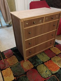 RedWood Deep 5 Drawer Sanded Dresser 3ft(L)/ 34in (w) / 19 in (D)