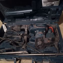 Bosh Drill Hammer Concrete 