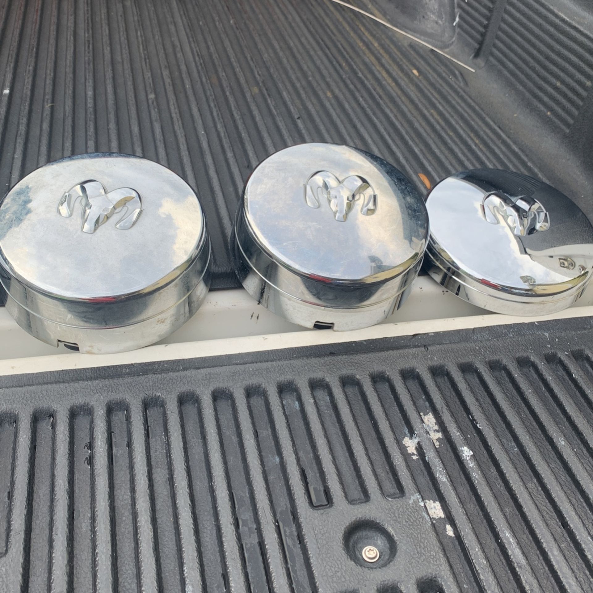 Dodge 3500 Center Caps