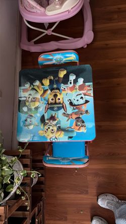 Kids table with chairs