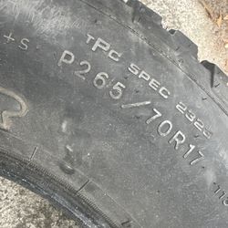 265/70R17 AT 