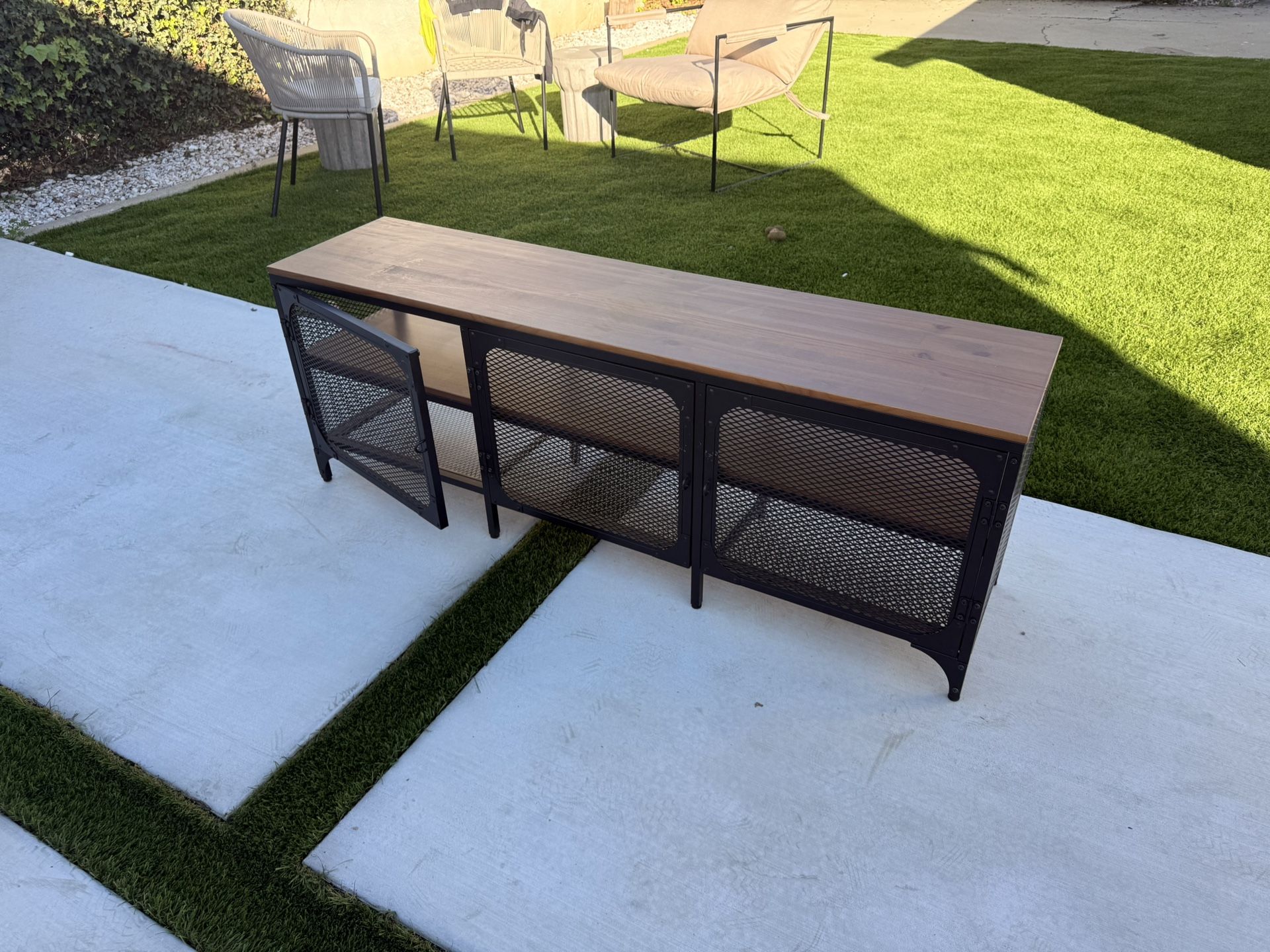 TV Console – Wood & Metal – Great Condition