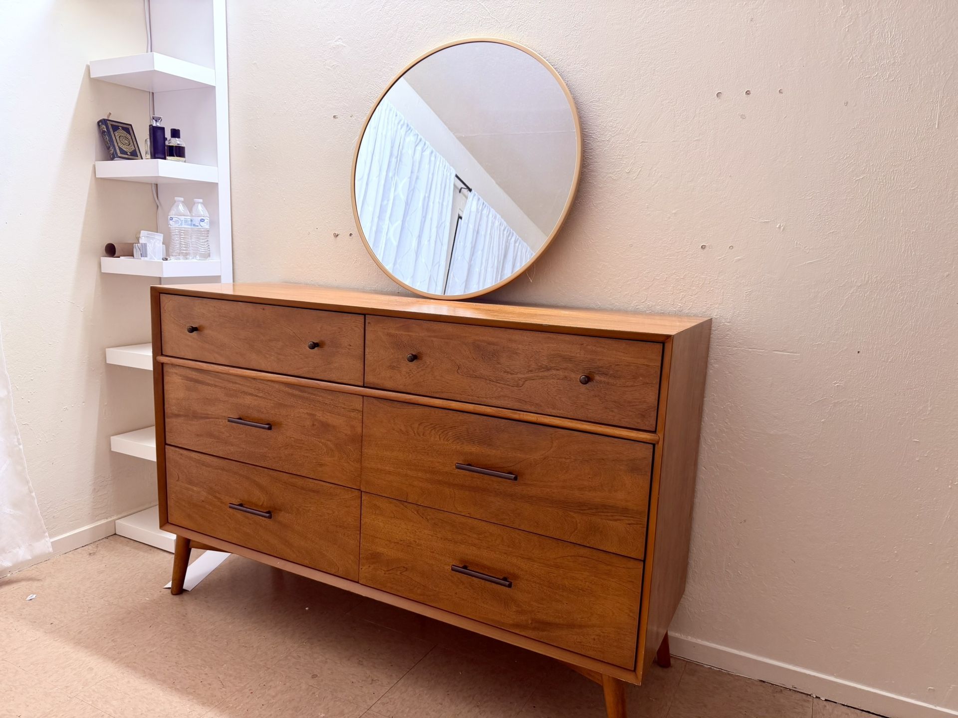 Williams 6-Drawer Dresser
