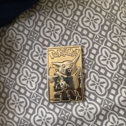 Pikachu Gold Card