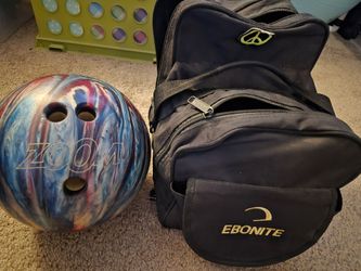 Zoom Bowling Ball with Ebonite Bag