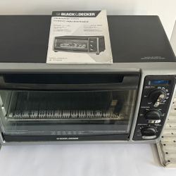 Black & Decker Countertop Oven Toast-Bake-Broil. Model# TO1485B Nice Shape!