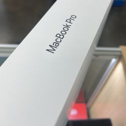 MacBook Pro M4 16” 1Tb New