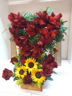 Fresh flowers especial for today $65