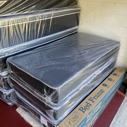 Brand New Twin Size Mattress 10” Premium Comfort 🚚 Delivery Available. 👉 Which Mattress Size are you Looking for Today – Twin, Full, Queen, or King?