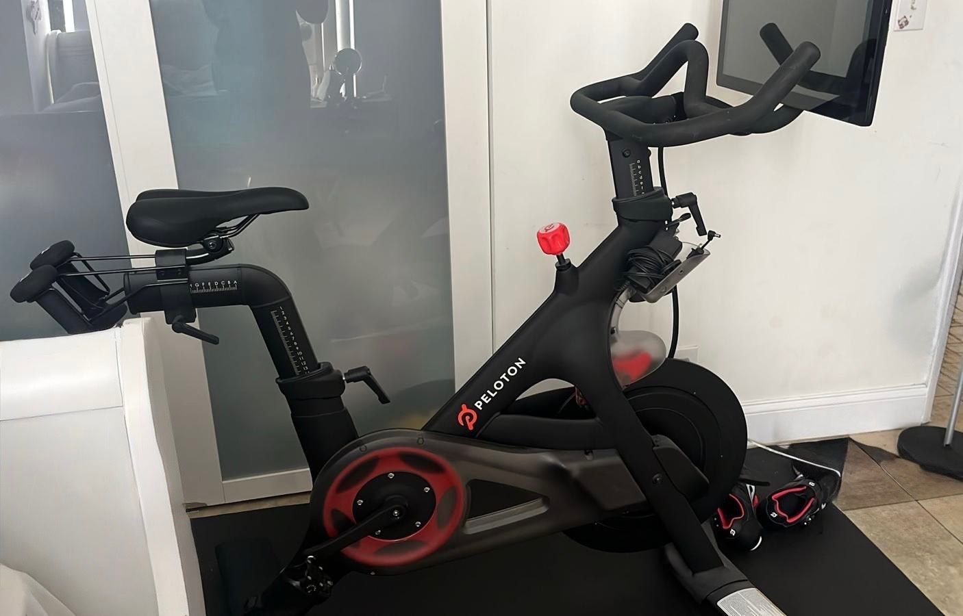 Peloton Bike – Barely Used + Shoes (Size 7) Included – Excellent Condition!