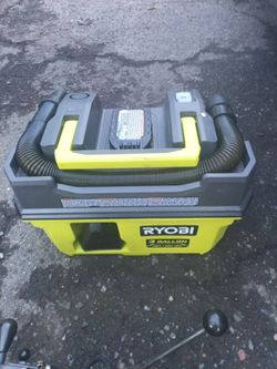 Ryobi 3 Gallon Wet/Dry Vac