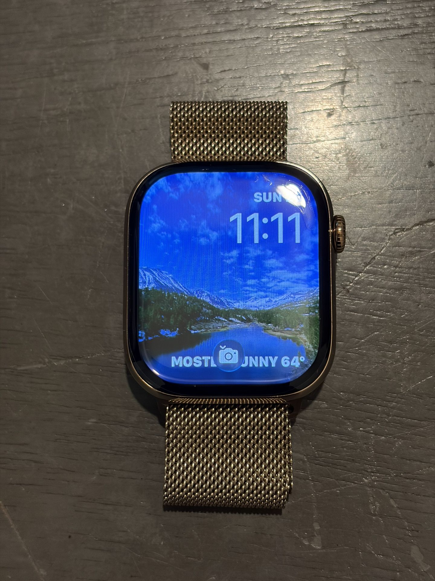 Apple Watch Series 11 46mm Gold Titanium GPS + Cellular