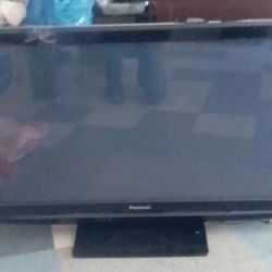 42" Panasonic TV 