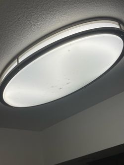 FREE - 13 NICE LIGHT FIXTURES - fluorescent fixtures with many bulbs