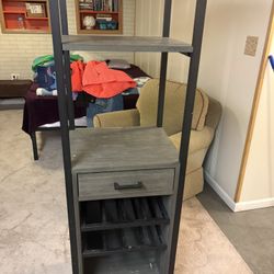 Wine rack cabinet for home