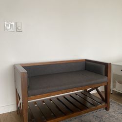 upholstered wooden bench like new