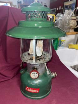 Vintage Coleman wide brim camp gas lantern