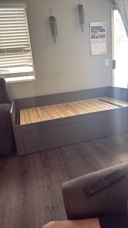 DayBed frame