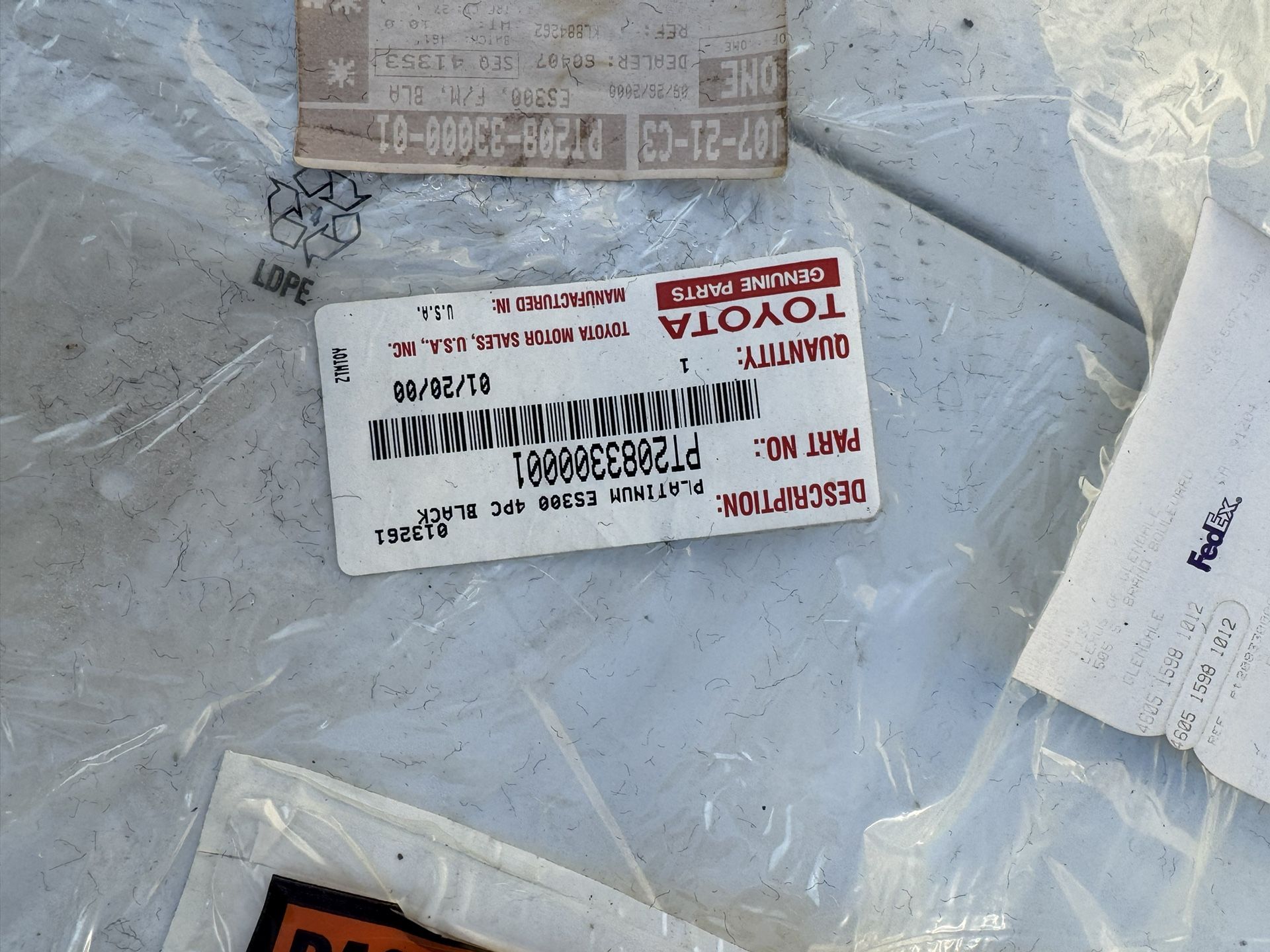 Lexus 4 Piece Es330 Year 2003- 2006 Floor Mat OEM 