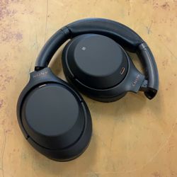 Sony Wireless Noise Cancelling Headphone Bluetooth Over-Ear