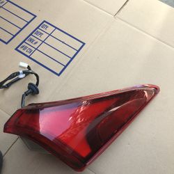 2019-2020-2021 Toyota Avalon Tail Light Right Side