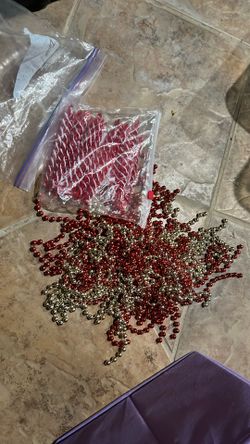 Christmas Decoration Stuff $5