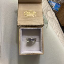 10kt White Gold Tanzanite And Diamond Ring Size 7