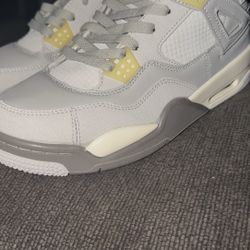 Air Jordan 4