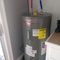 Se Ase Todo Tipo De Cervicios De Plomeria Se Cambian Water Heater Llaves Fugas Toilets Sinks Se Destapan Drenajes Y Mas 