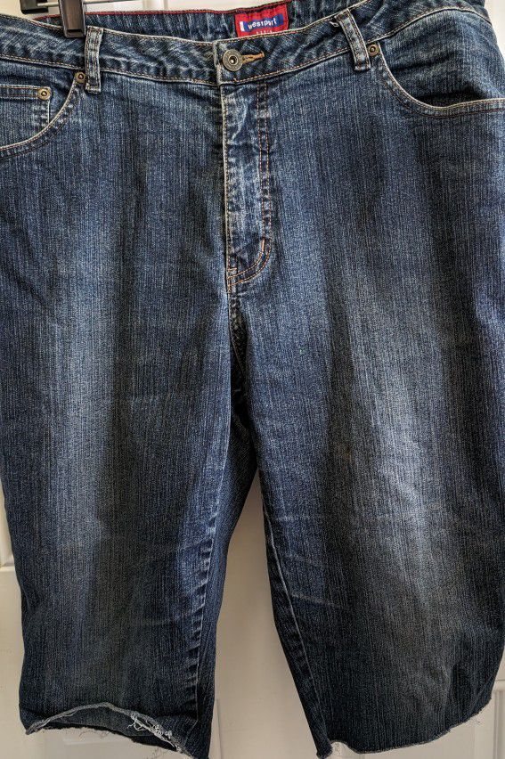 Womens Westport 14 Denim Blue Jeans Cutoffs Bermuda Shorts. 86% Cotton, 13% Polyester, 1% Spandex