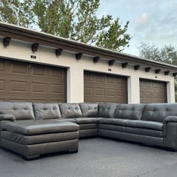 🛋️ Couch/Sofa Sectional - Leather - Macy’s - Delivery Available 🚛